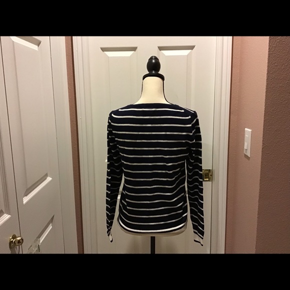 J Crew Mercantile Sweater Long Sleeves - Picture 2 of 3